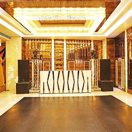 Fabhotel Ronald Inn Faridabad Extérieur photo