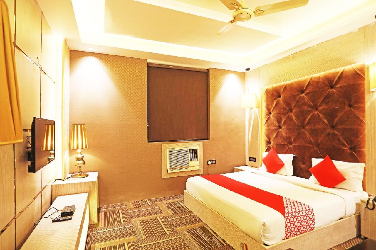 Fabhotel Ronald Inn Faridabad Extérieur photo