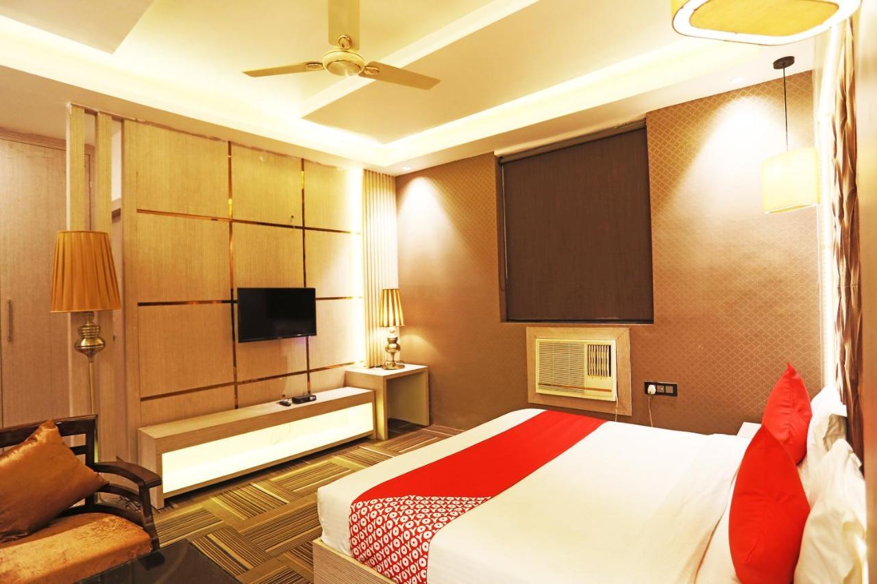 Fabhotel Ronald Inn Faridabad Extérieur photo