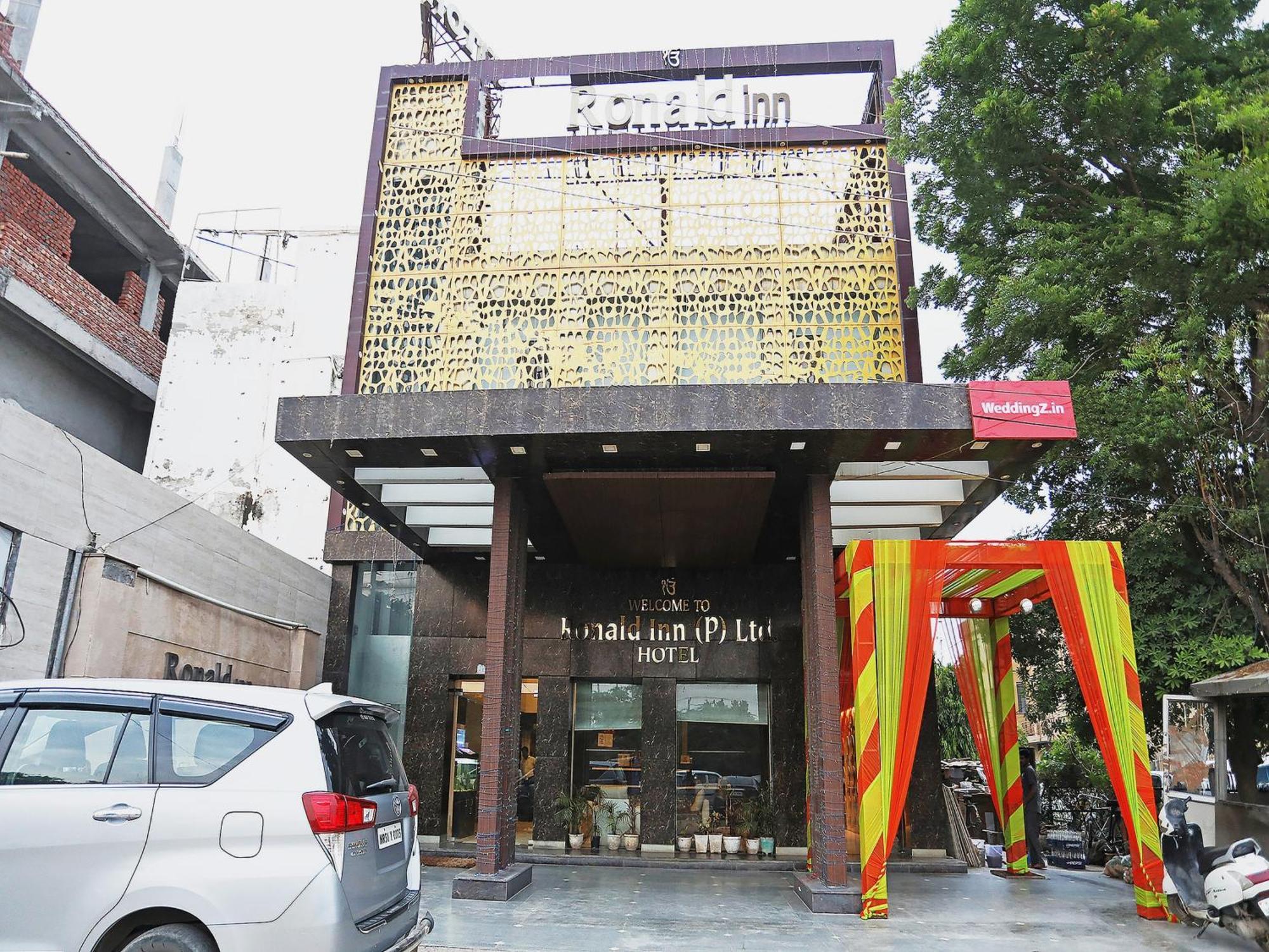Fabhotel Ronald Inn Faridabad Extérieur photo
