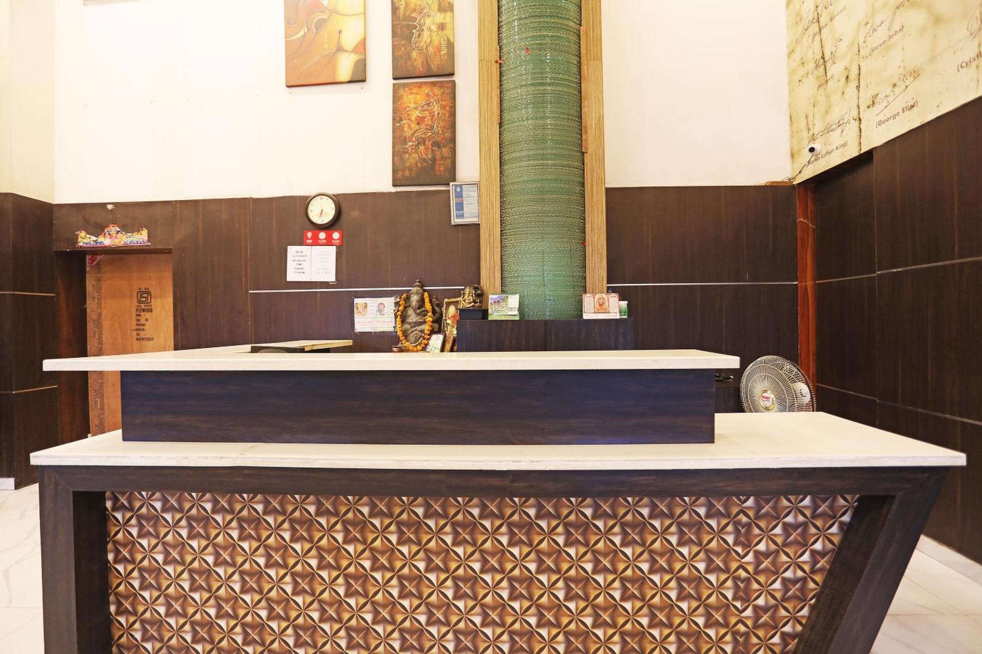 Fabhotel Ronald Inn Faridabad Extérieur photo