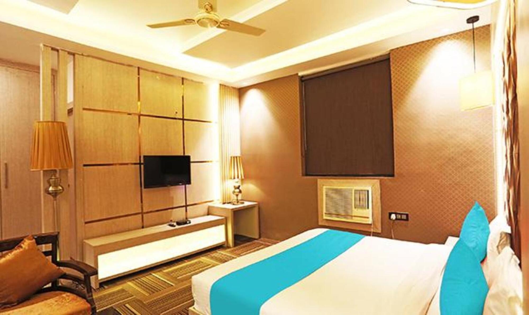 Fabhotel Ronald Inn Faridabad Extérieur photo